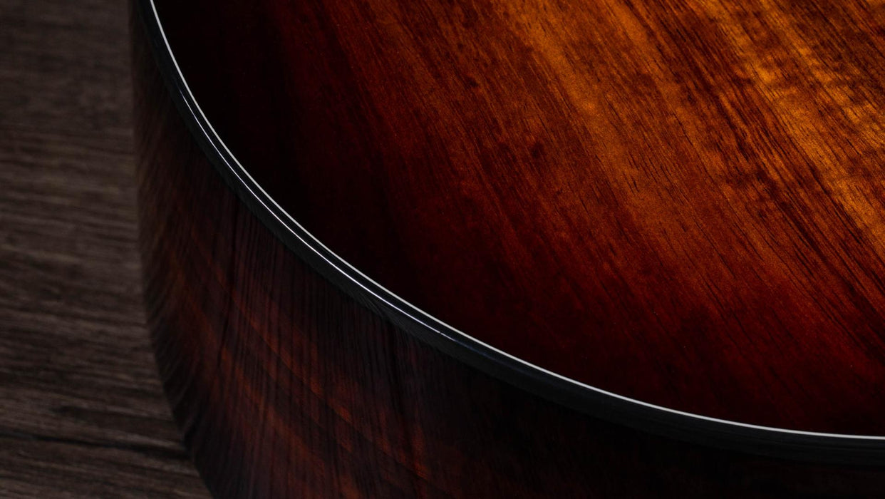 Taylor 224ce Koa Deluxe - Tabacco